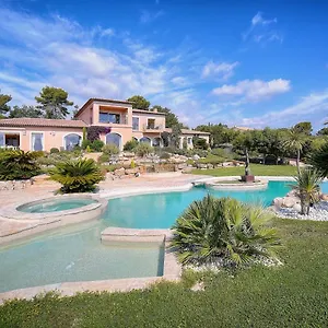 ***** Frühstückspension De Prestige Jacuzzi Sauna Hammam Piscine Cannes Grasse Frankreich