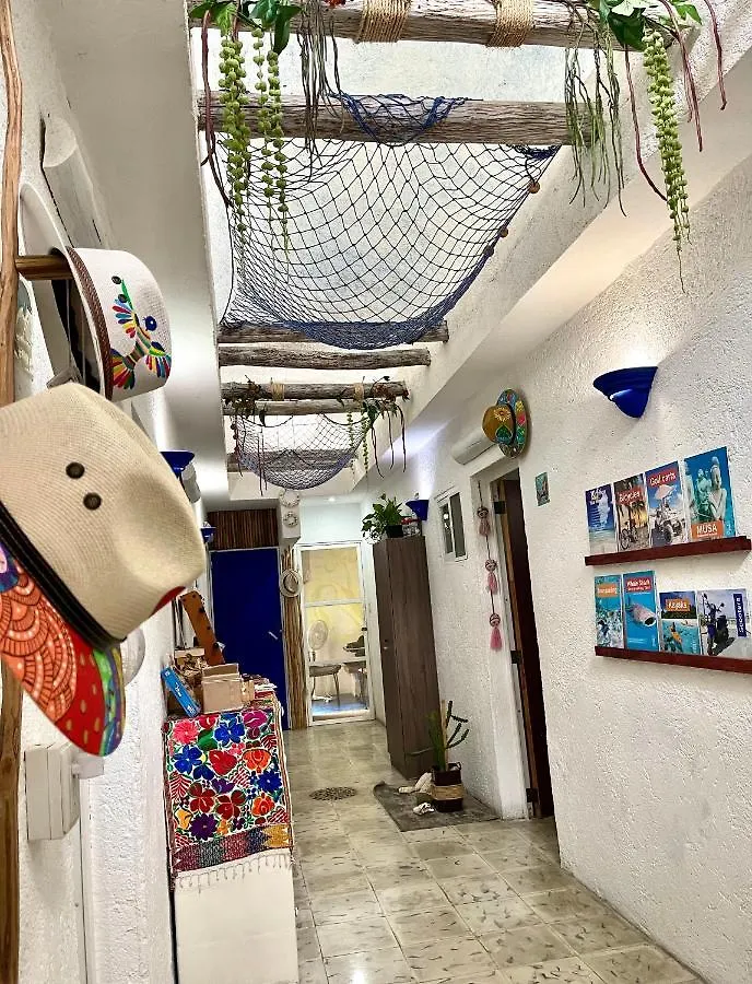 Itze Hostel Isla Mujeres